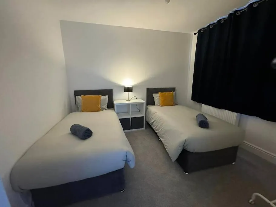 Modern 5 Bed Near Excel -Big Ben Villa London