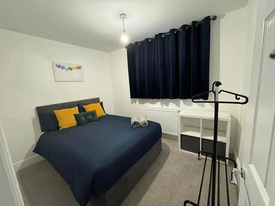 Modern 5 Bed Near Excel -Big Ben Villa London